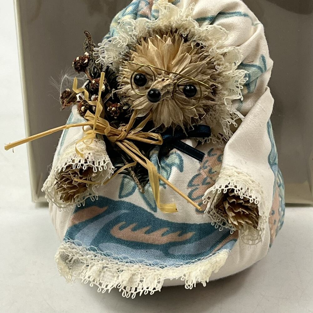 Vtg Hedgehog Figurine Teasel Burr Grandma Glasses Bonnet 1990s Decor Pin Cushion